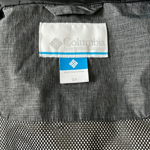 Columbia Omni-Tech Jacket - Picture 6 of 7